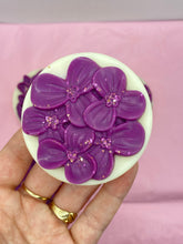 Load image into Gallery viewer, Flower Melt Cups