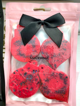 Load image into Gallery viewer, Mulled Wine Christmas Baubles