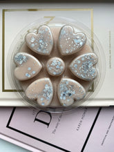 Load image into Gallery viewer, White Chocolate Christmas Cookie Heart Clamshell