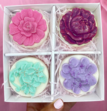 Load image into Gallery viewer, Flower Box