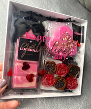 Load image into Gallery viewer, Valentines/Galentines Wax Melt Gift Box