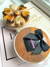 Load image into Gallery viewer, Chocolate Orange Heart Clamshell