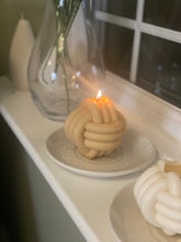 Load image into Gallery viewer, XL Knot Candle