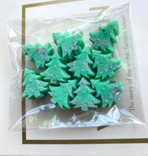 Load image into Gallery viewer, Christmas Tree Scented Mini Trees