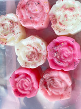 Load image into Gallery viewer, Love Heart Rose Pouch