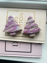 Load image into Gallery viewer, Cedarwood & Jasmine Christmas Trees