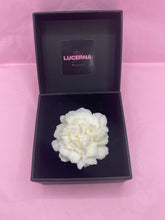 Load image into Gallery viewer, Luxury Carnation Candle