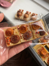 Load image into Gallery viewer, Chocolate Orange Mini Hedgehog Slabs