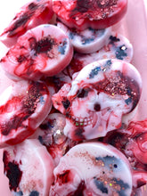 Load image into Gallery viewer, Skull Pouch